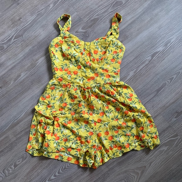 wild fable yellow citrus pattern romper - Picture 1 of 4